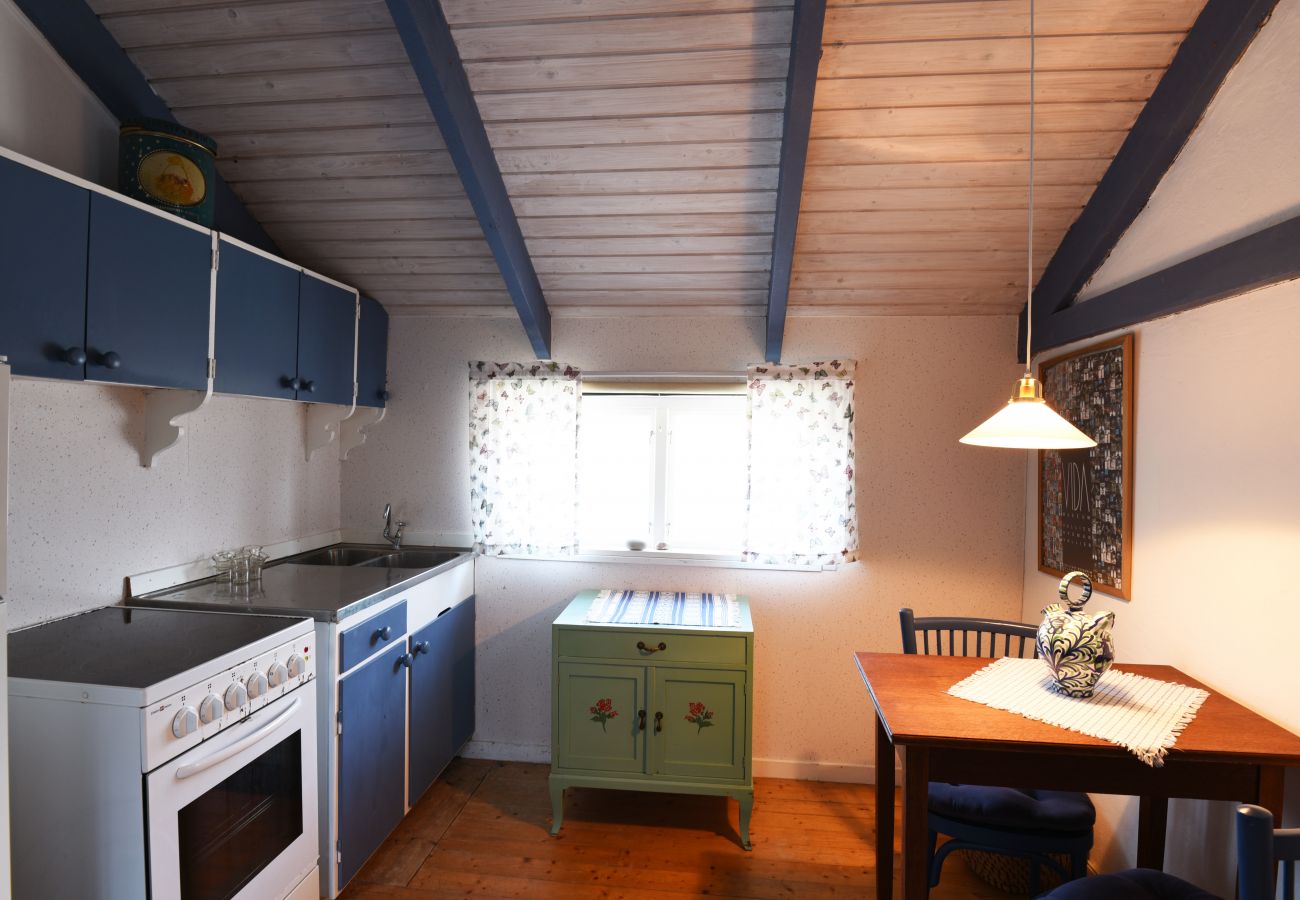 House in Färjestaden -  Cozy holiday home in the heart of Öland | SE04013