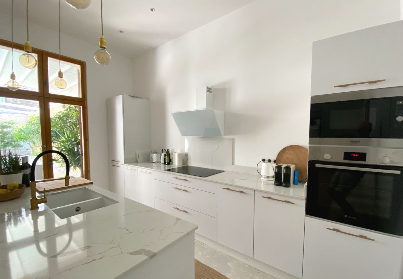 Villa in Juan-les-Pins - Villa Saint Charles - Etoiles du Sud