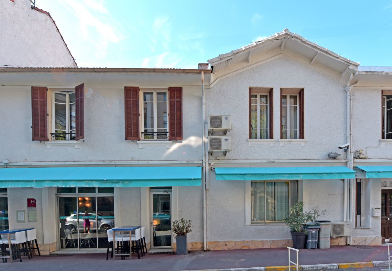 Villa in Juan-les-Pins - Villa Saint Charles - Etoiles du Sud