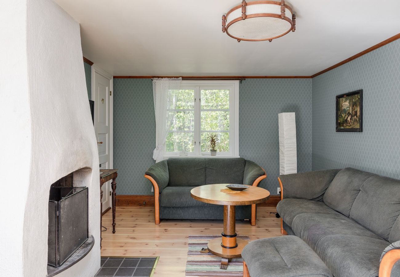 House in Tolg - Nice cottage with a view of Bergsjön, Tolg | SE06055