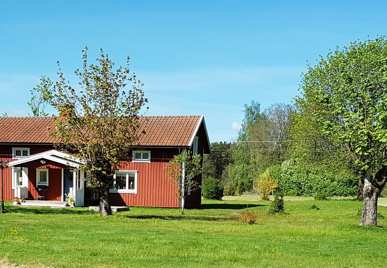 House in Kulltorp - Cottage near Isaberg Mountain Resort and High Chaparall | SE07040