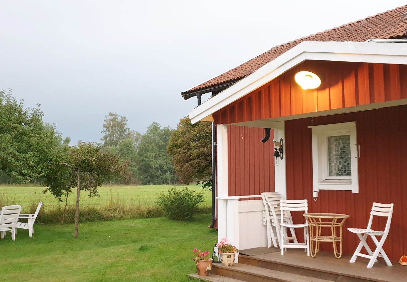 House in Kulltorp - Cottage near Isaberg Mountain Resort and High Chaparall | SE07040