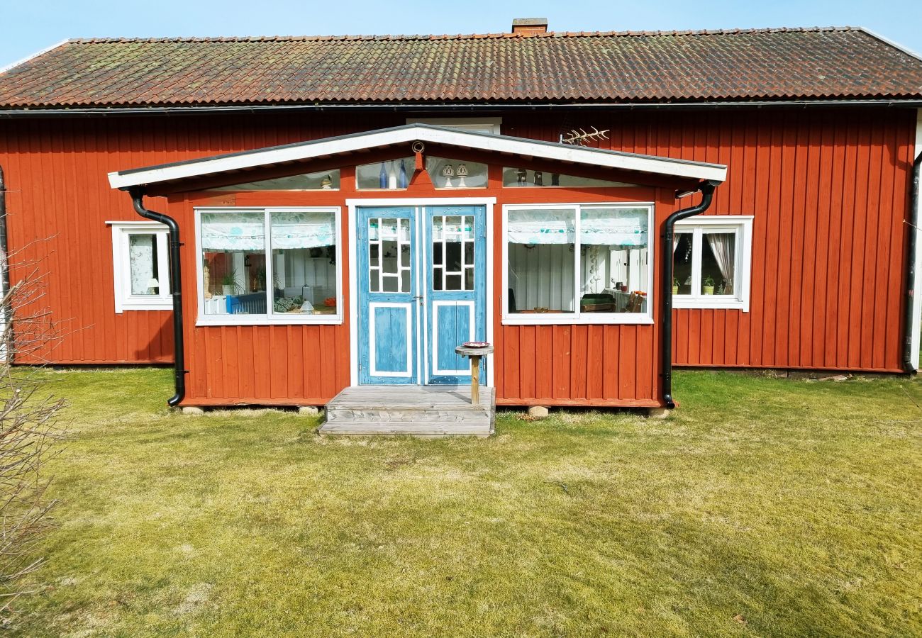 House in Kulltorp - Cottage near Isaberg Mountain Resort and High Chaparall | SE07040