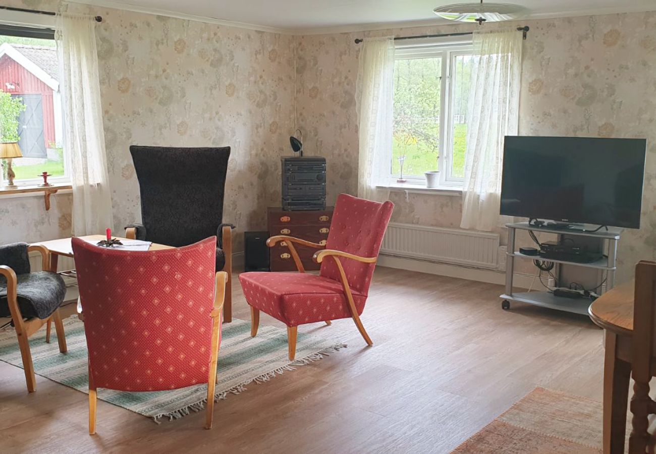 House in Kulltorp - Cottage near Isaberg Mountain Resort and High Chaparall | SE07040
