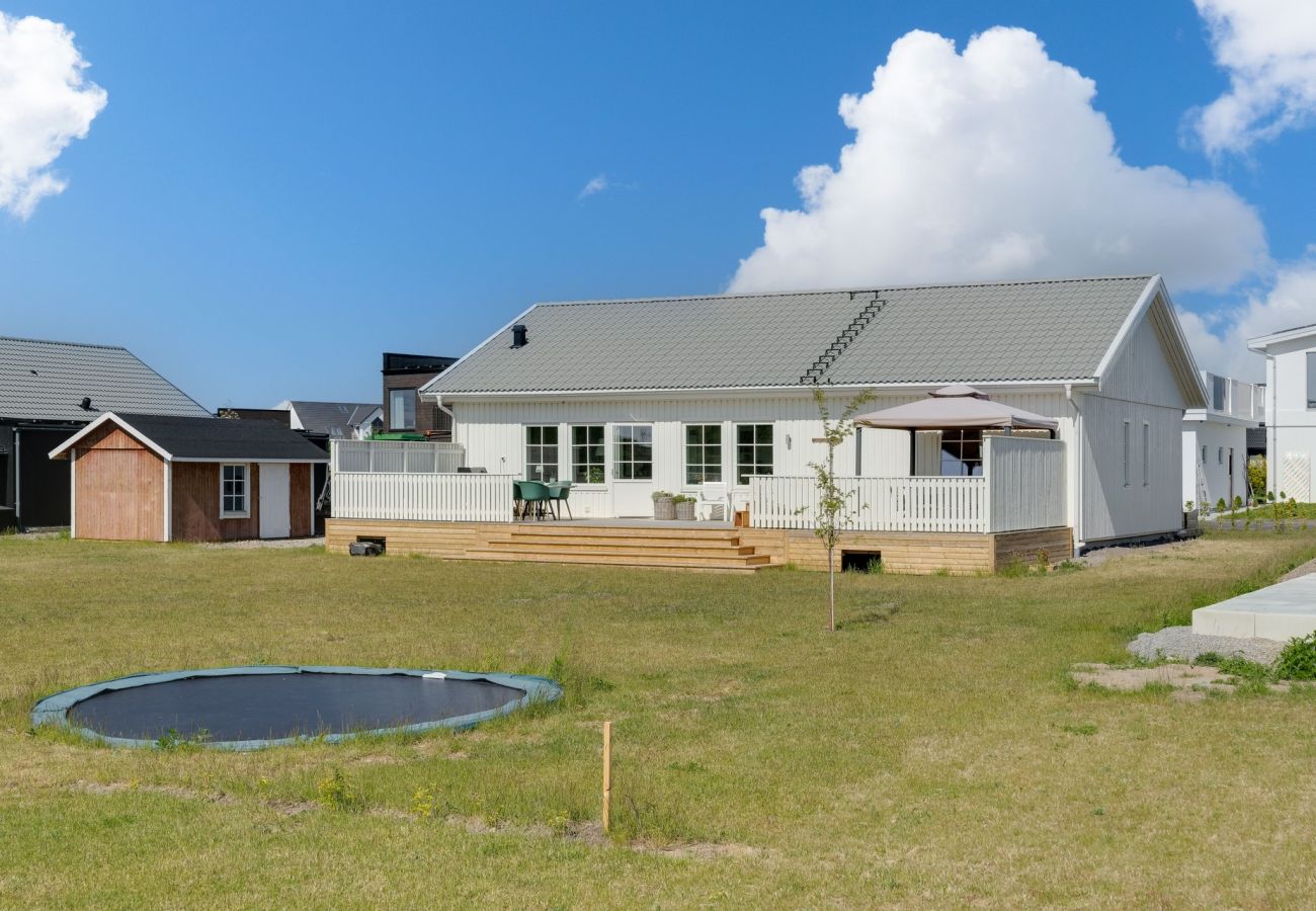 House in Farhult - Holiday home on peninsula near Höganäs | SE01041