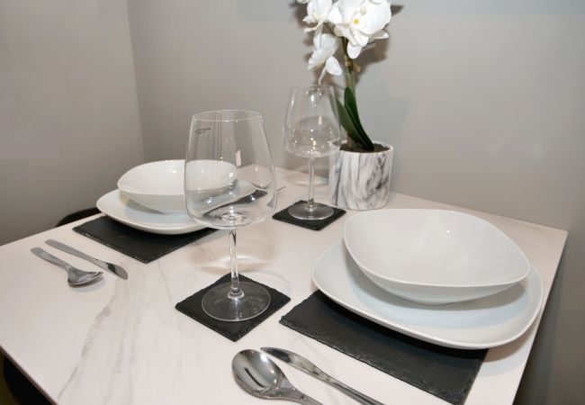 Apartment in Birmingham - ★ Silver Forge - Luxury One Bed with Office - Sofa Bed