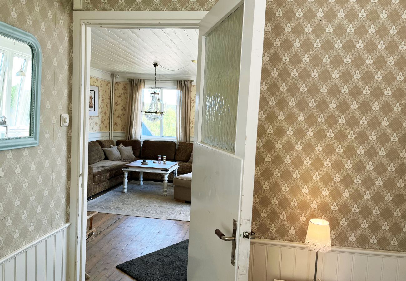House in Gnesta - Large, beautiful house in Laxne/Gnesta near lake and nature | SE13026