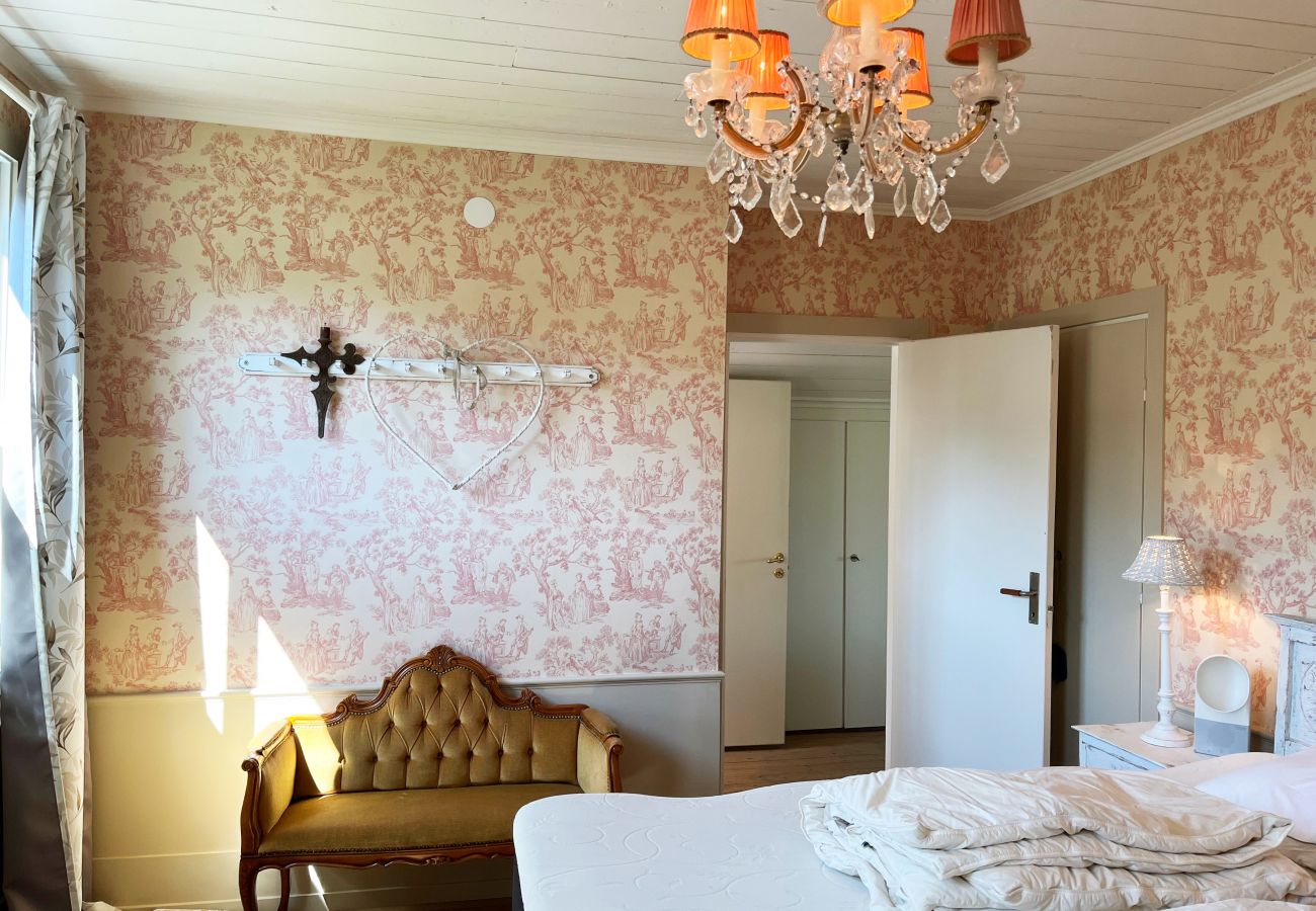 House in Gnesta - Large, beautiful house in Laxne/Gnesta near lake and nature | SE13026