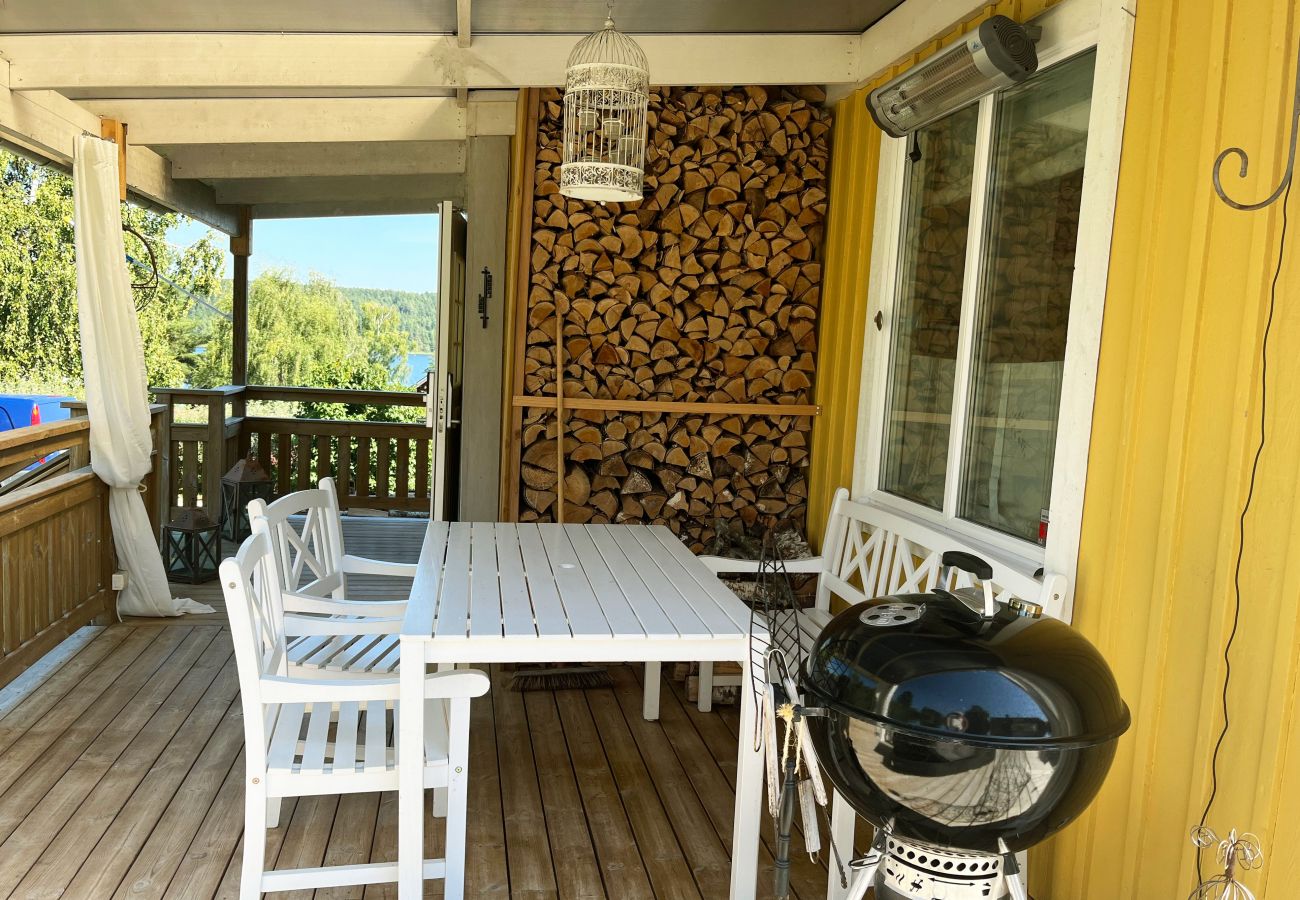 House in Gnesta - Large, beautiful house in Laxne/Gnesta near lake and nature | SE13026