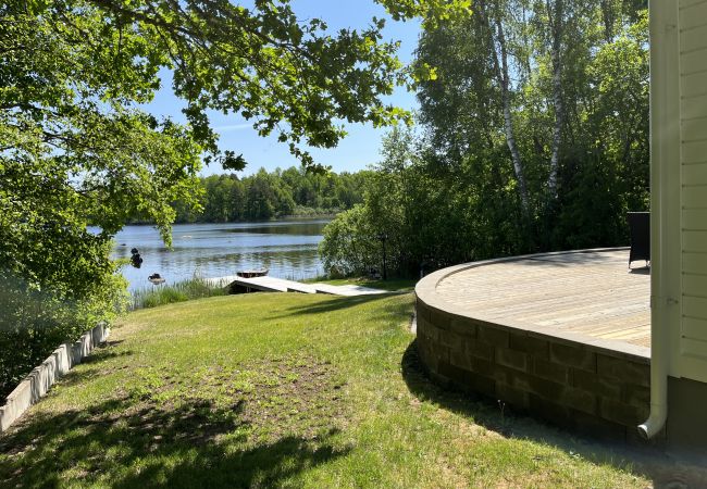 House in Järnforsen - Newly built cottage located on a lake plot by Lake Flaten | SE05035