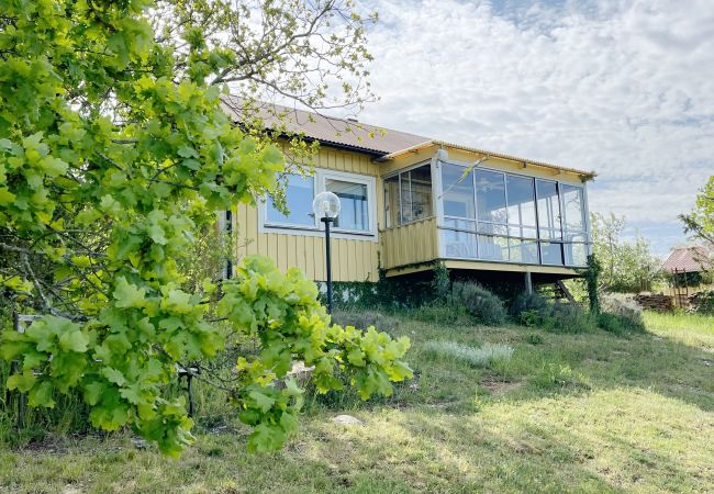 House in Borgholm - Nice cottage near Solliden with a view over Kalmarsund I SE04028