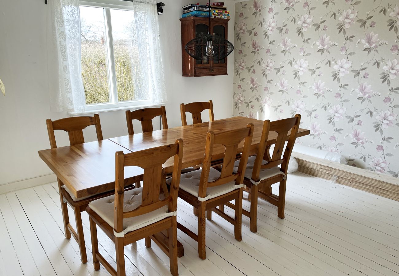 House in Borgholm -  Cozy cottage next to a running stream on the east side of Öland | SE04027