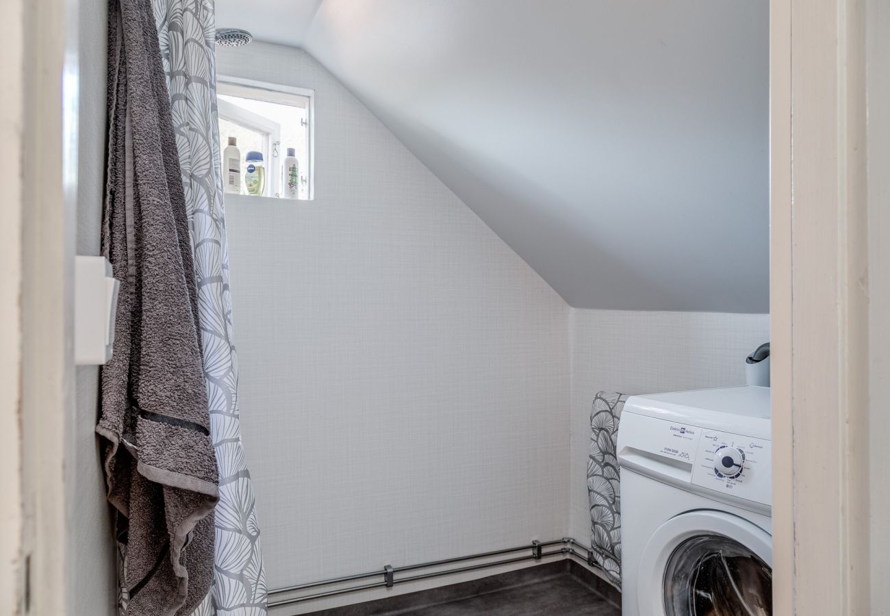 House in Oskarshamn -  Lovely holiday home with a sea view| SE05036