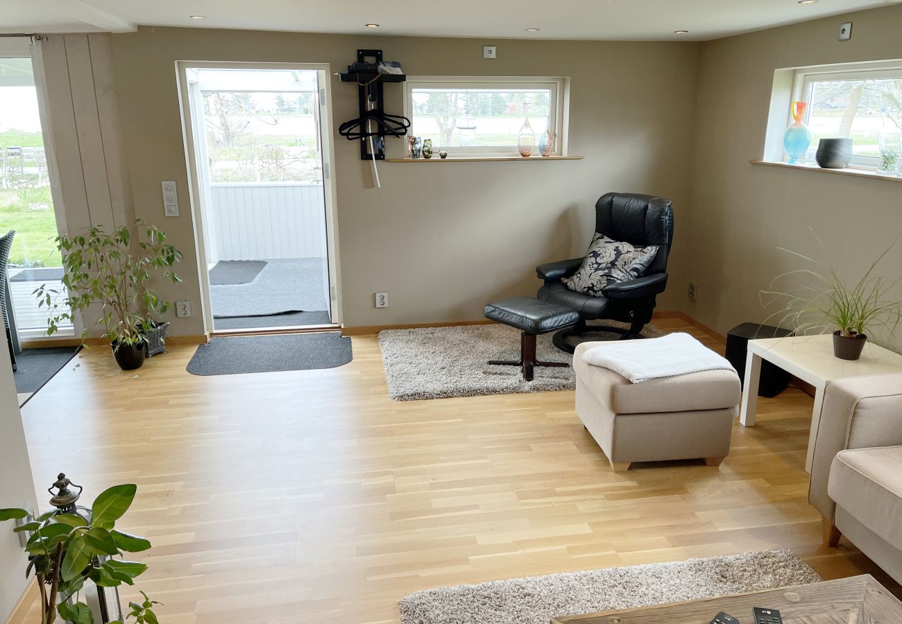 House in Bergkvara - Nice holiday home in Skäppevik with sea view | SE05037