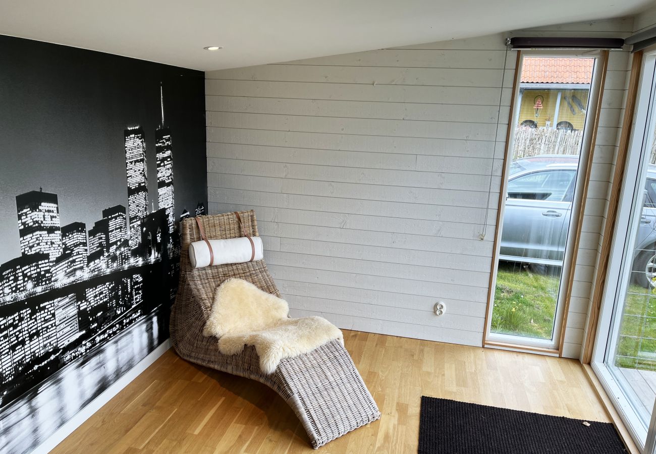 House in Bergkvara - Nice holiday home in Skäppevik with sea view | SE05037