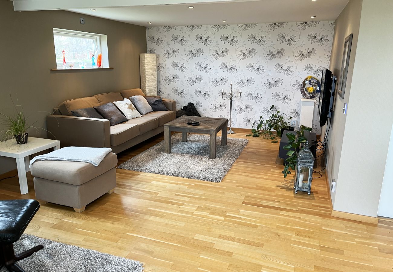 House in Bergkvara - Nice holiday home in Skäppevik with sea view | SE05037
