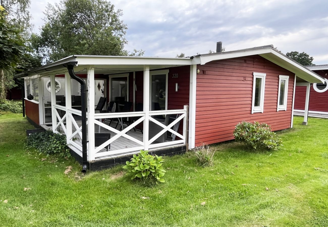 House in Bergkvara - Nice holiday home in Skäppevik with sea view | SE05037