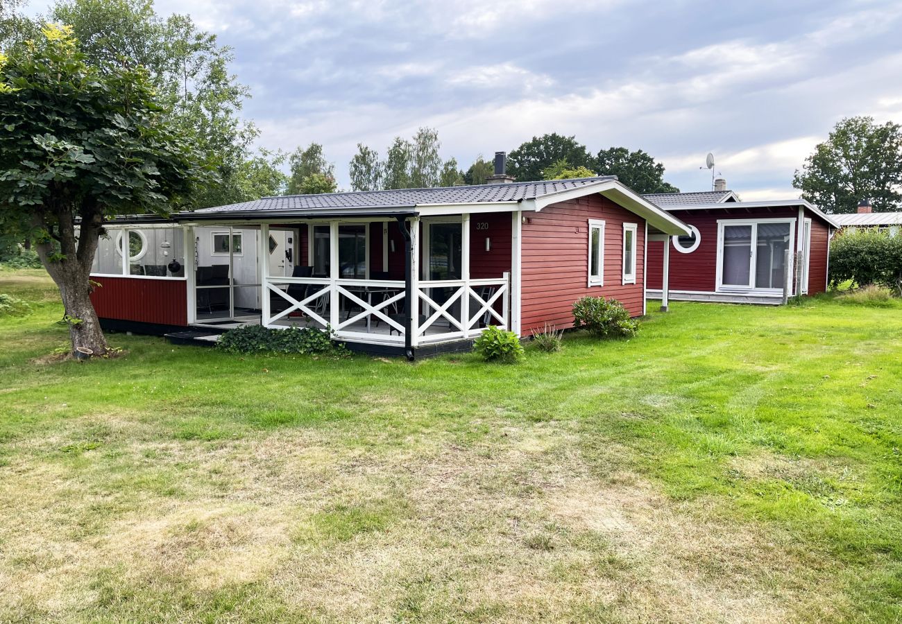 House in Bergkvara - Nice holiday home in Skäppevik with sea view | SE05037