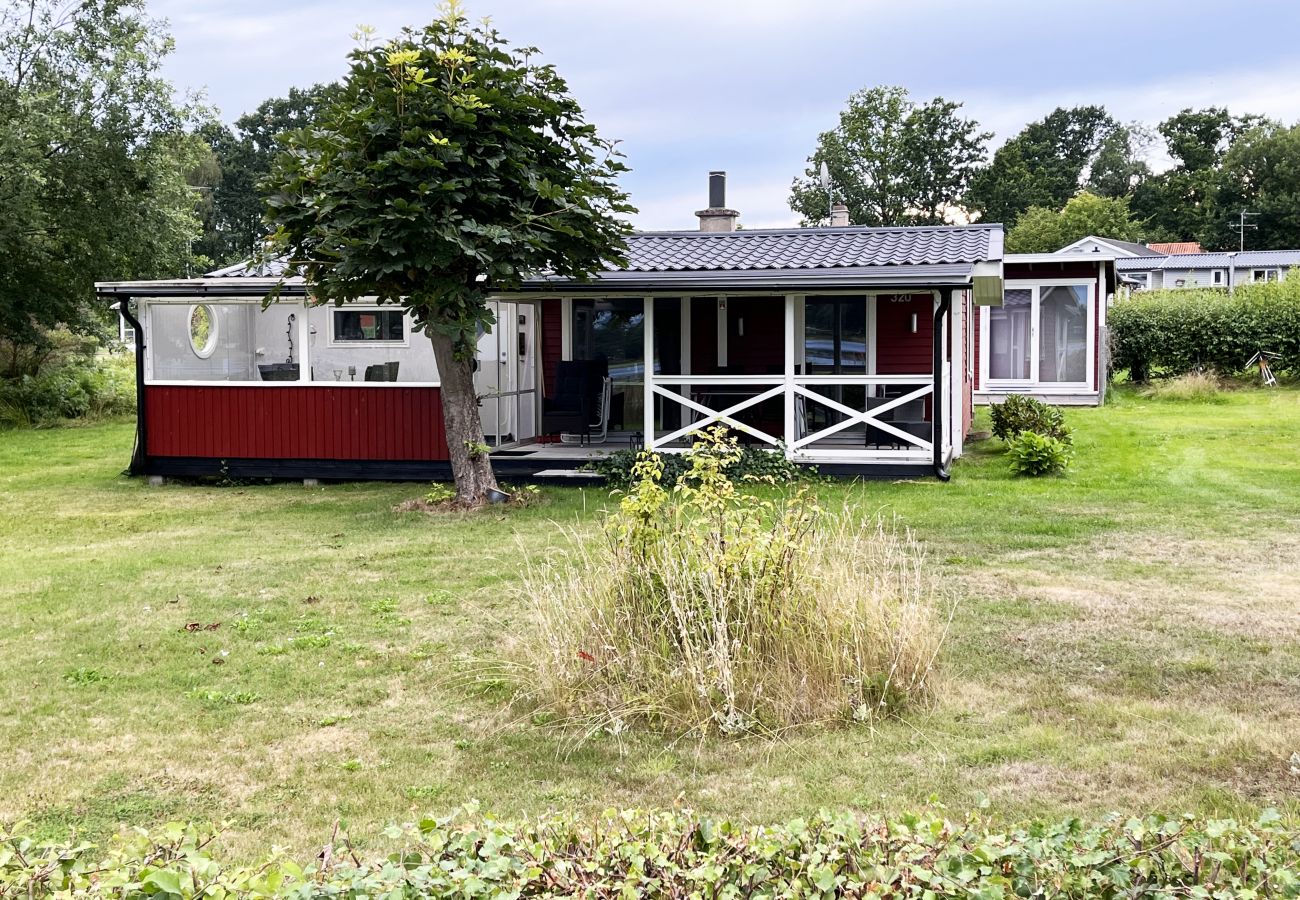 House in Bergkvara - Nice holiday home in Skäppevik with sea view | SE05037
