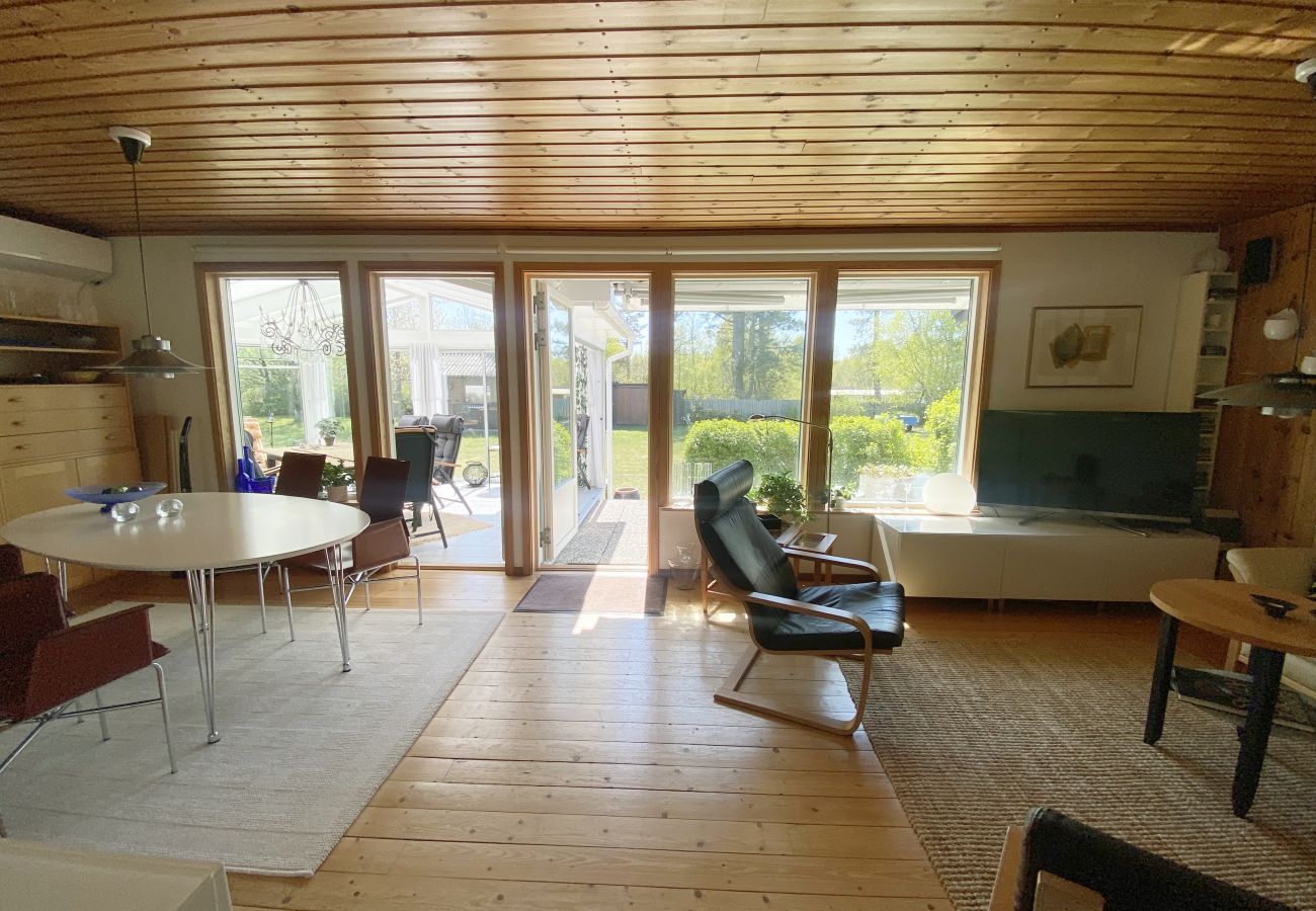 House in Båstad - Beachside holiday home with large lovely garden | SE01054