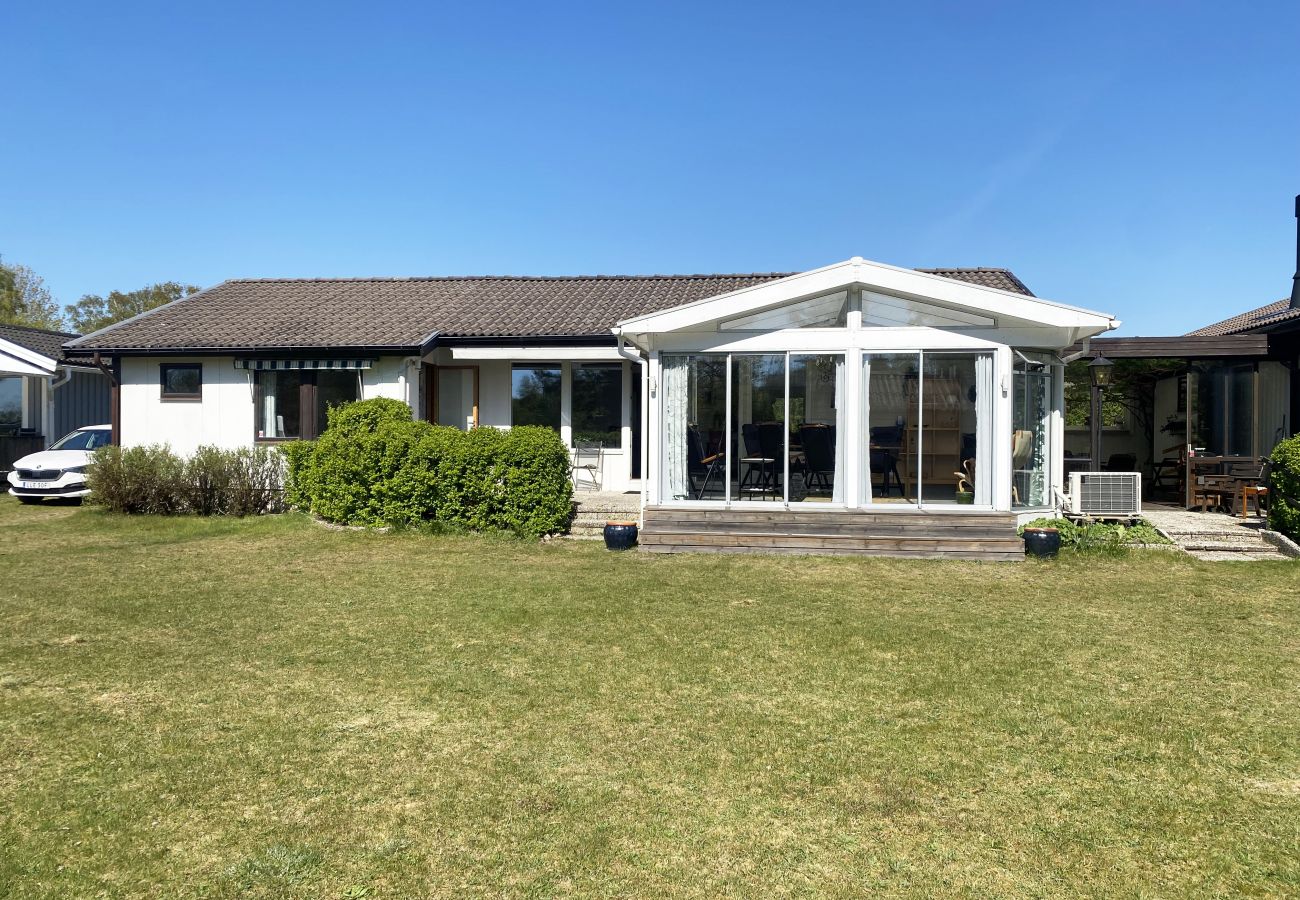 House in Båstad - Beachside holiday home with large lovely garden | SE01054