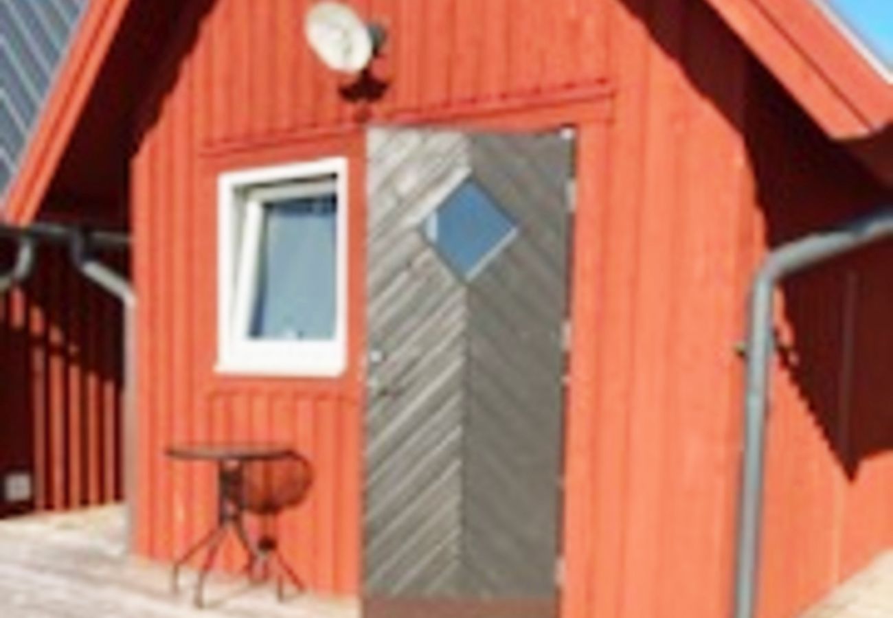 Studio in Täfteå - Boat house with direct connection to the sea | SE23003
