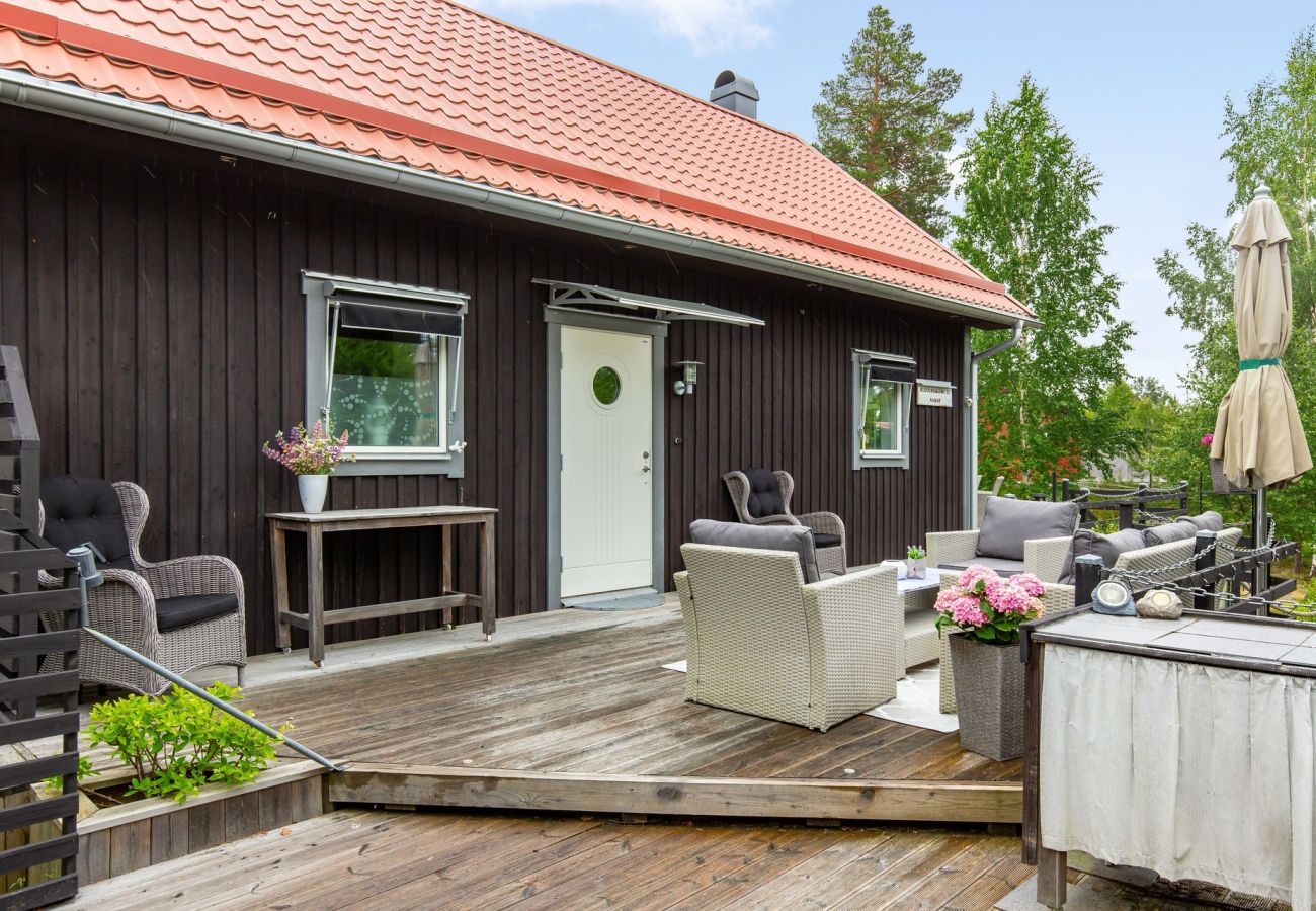 House in Axmar - Holiday home in Axmar, Gävle with 10 beds | SE20004
