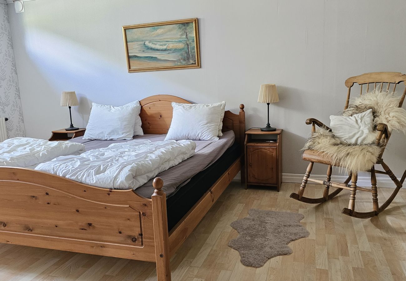 House in Tanumshede - Unique villa with spa and sauna in Tanumshede | SE09038