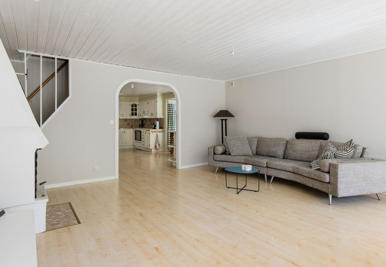 House in Ljungby - Nice holiday home in a secluded location by Bolmen, Ljungby | SE06060