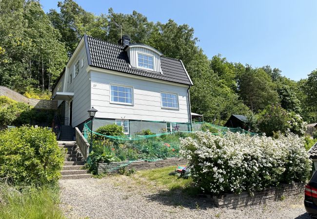 Apartment in Bohus - Cozy holiday apartment in Bohus near Gothenburg | SE09039