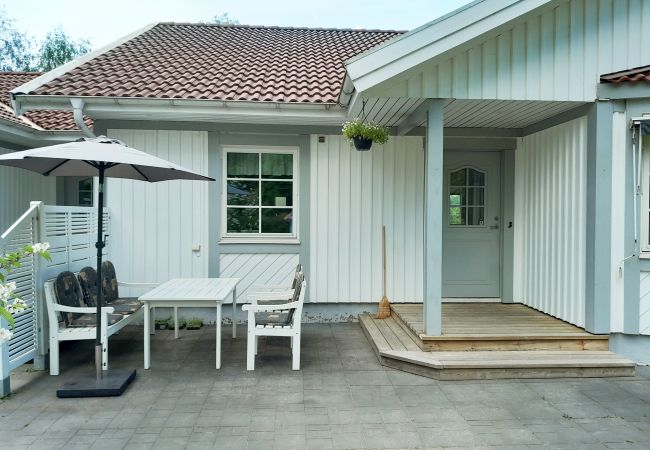 House in Floda - Modern Holiday Home With Panoramic Views of Beautiful Landscapes | SE08066