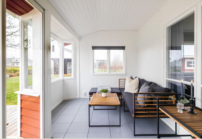 House in Ljungbyholm - Renovated cottage with SPA located 200 m from the sea | SE05039 House in Ljungbyholm - Renovated cottage with SPA located 200 m from the sea | SE05039