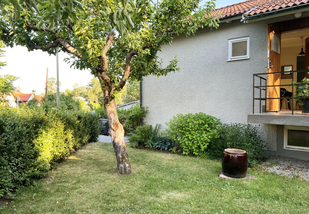 House in Älvsjö - Holiday home in Älvsjö near Stockholm | SE13028