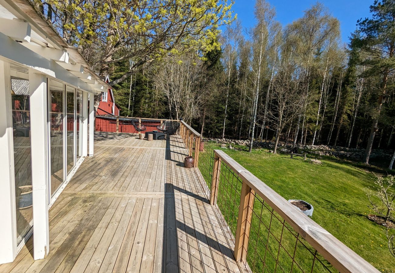 House in Svängsta - Cozy cottage with beautiful garden in Svängsta, Blekinge | SE03011