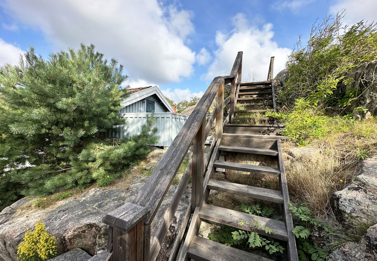 House in Särö - Unique fisherman's cottage located by the sea in Särö | SE02101