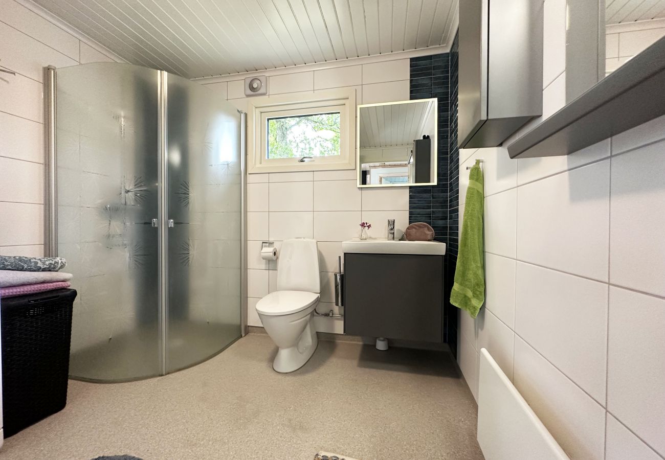 House in Visby - Fresh Pool House in Brisund near Visby | SE12023
