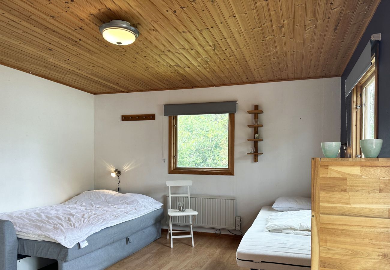 House in Visby - Fresh Pool House in Brisund near Visby | SE12023