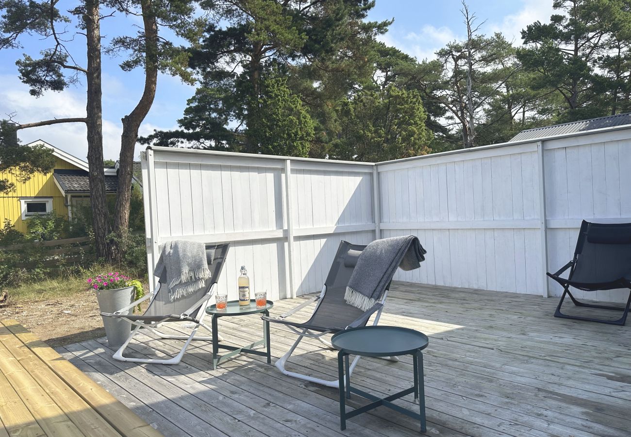 House in Visby - Fresh Pool House in Brisund near Visby | SE12023