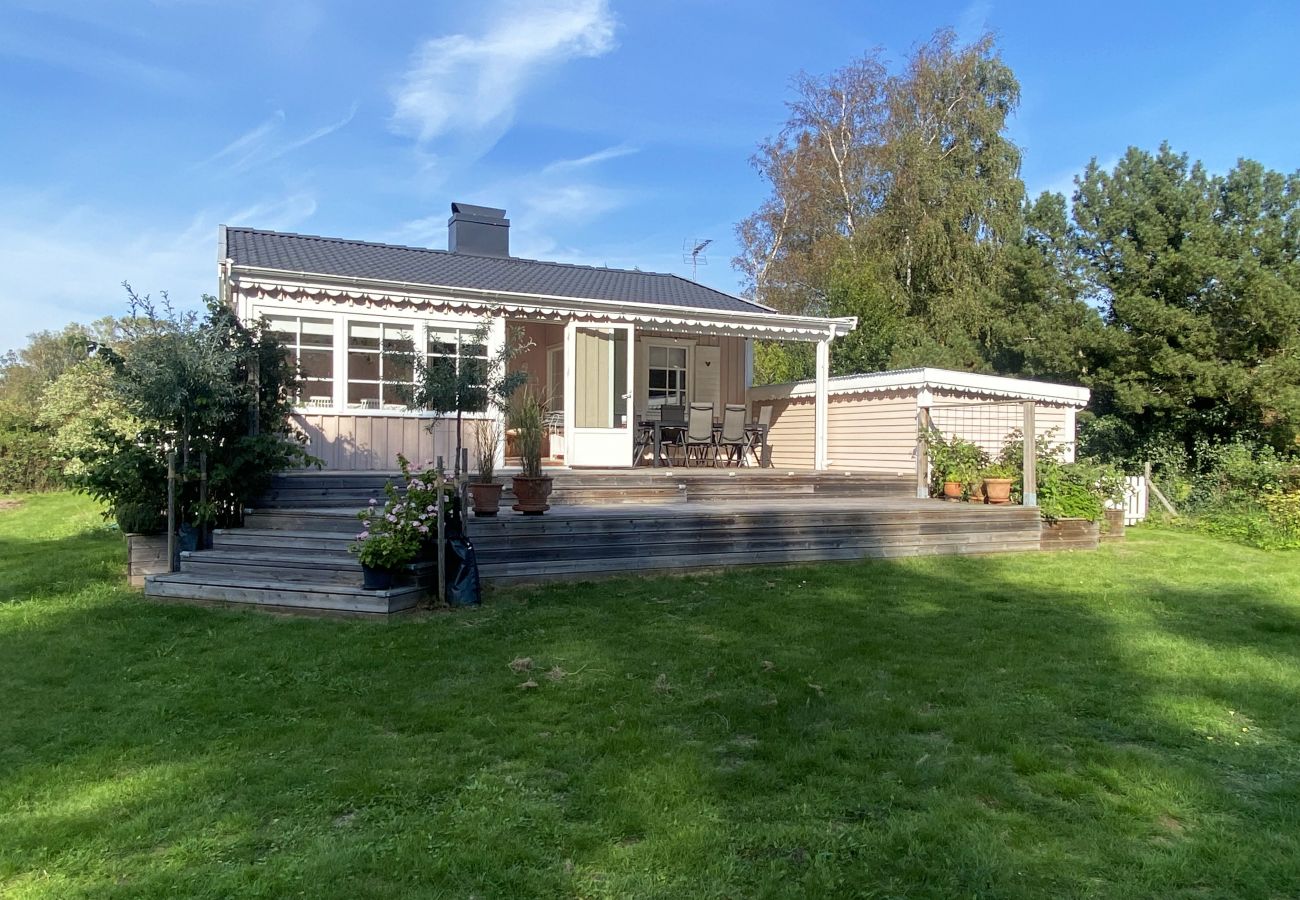 House in Vejbystrand - Cozy accommodation within walking distance to the sea | SE01057