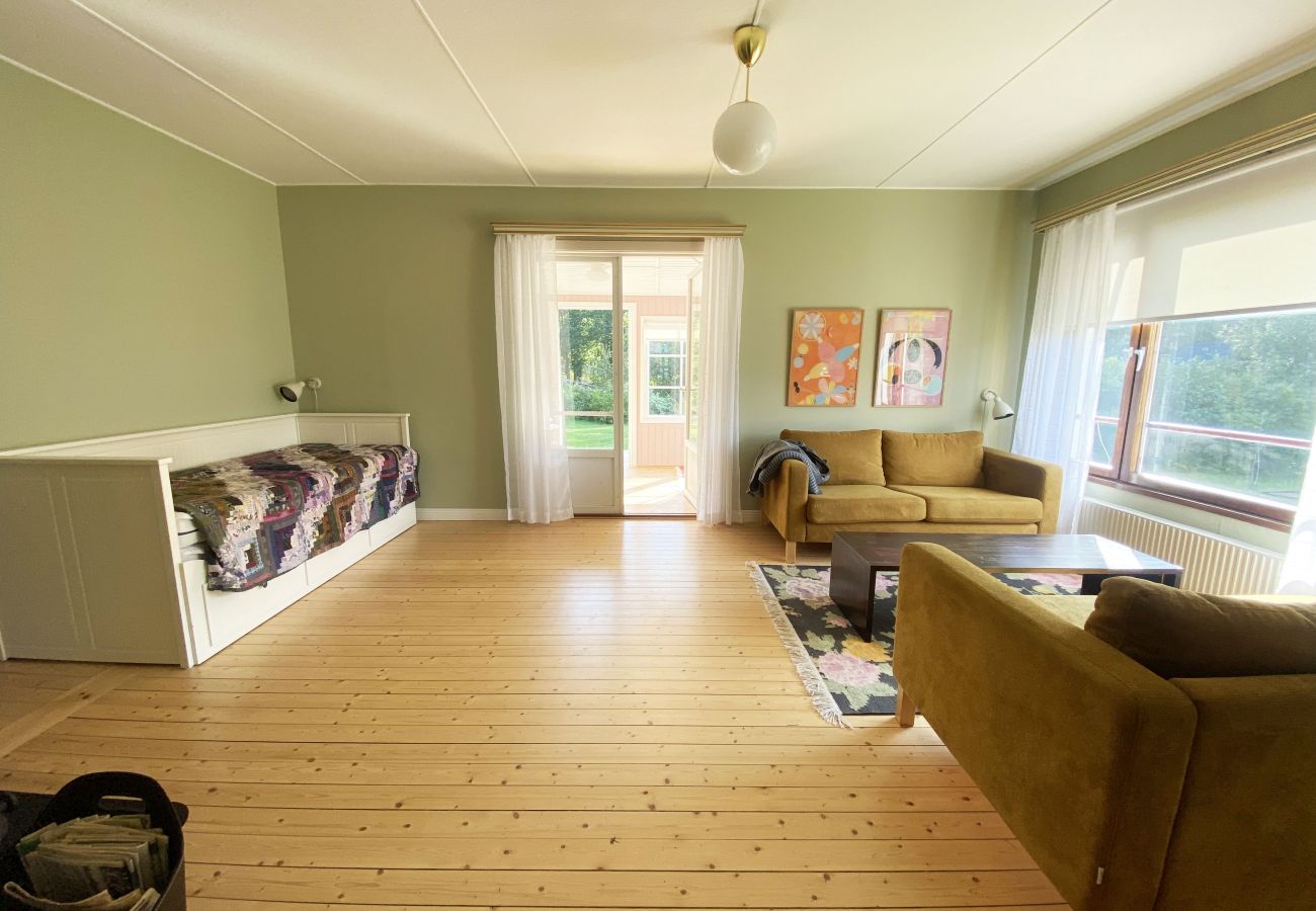 House in Vejbystrand - Cozy accommodation within walking distance to the sea | SE01057
