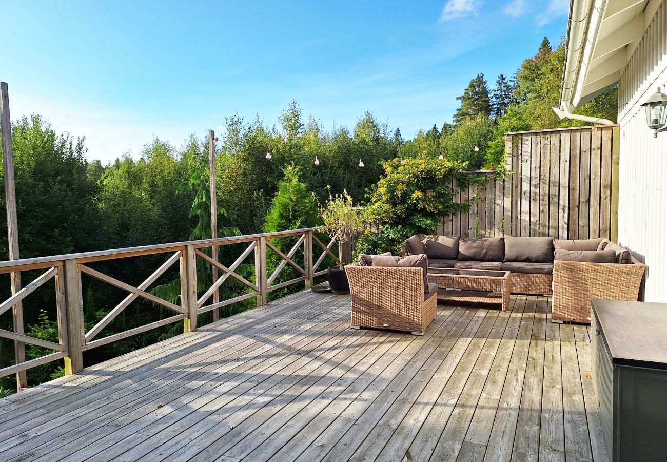 House in Härryda - Fresh villa in Härryda near Landvetter airport and golf course | SE08069