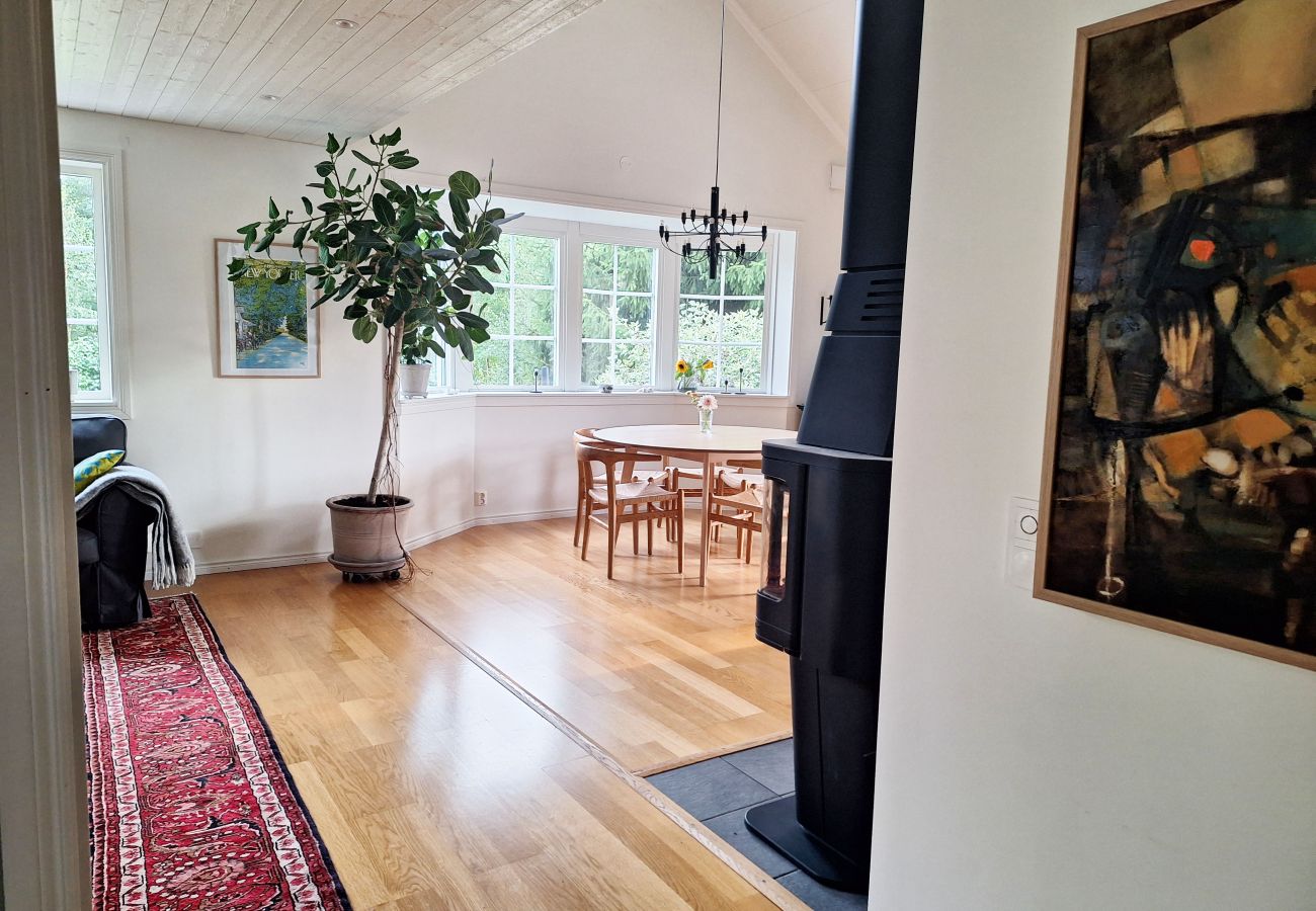 House in Härryda - Fresh villa in Härryda near Landvetter airport and golf course | SE08069