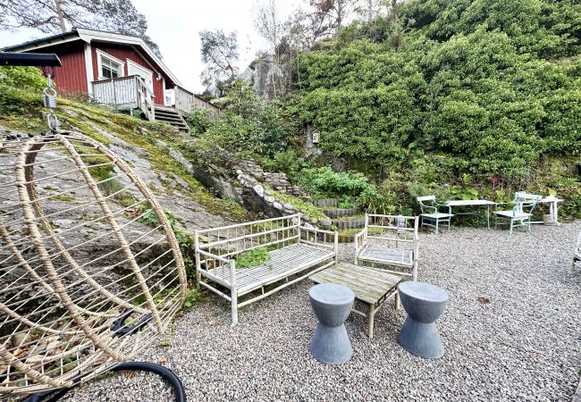 House in Henån - Staynordic | Very nice villa in northwestern Orust | SE09043
