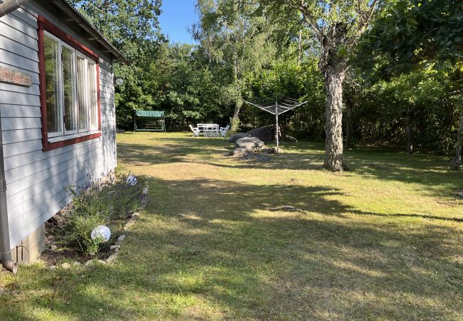 House in Färjestaden - Nice cottage within walking distance to Färjestaden | SE04040