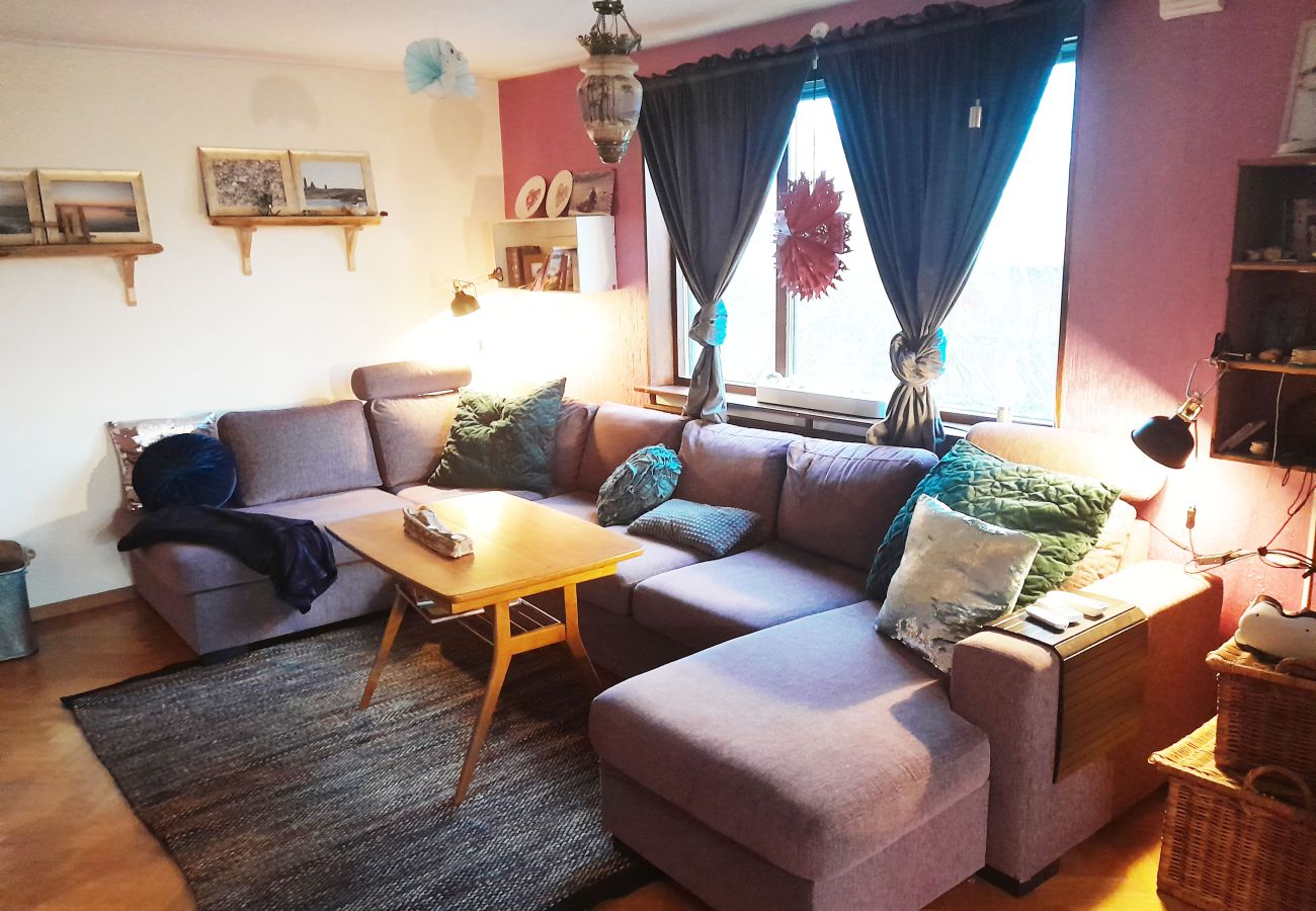 Apartment in Hönö - Spacious holiday apartment on picturesque Hönö | SE08073