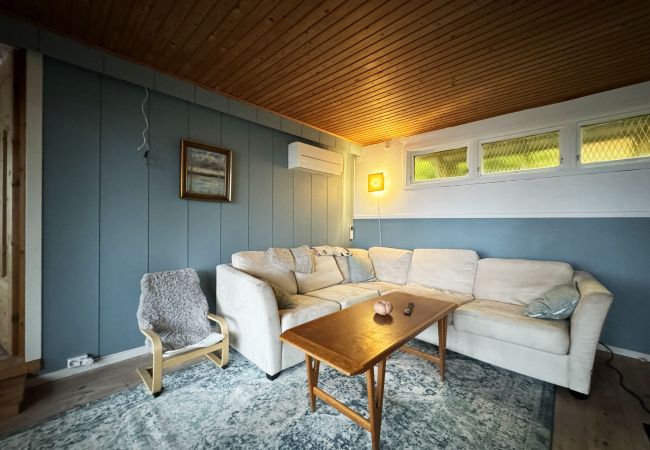 House in Brastad - Cozy cottage in a beautiful setting by the Åbyfjorden/Brastad | SE09049