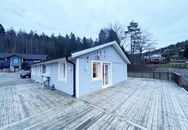 House in Munkedal - Nice cottage outside Munkedal by Saltkällan, with sea view | SE09053