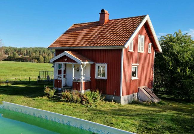  in Strömstad - Countryside cottage near Strömstad | SE09054