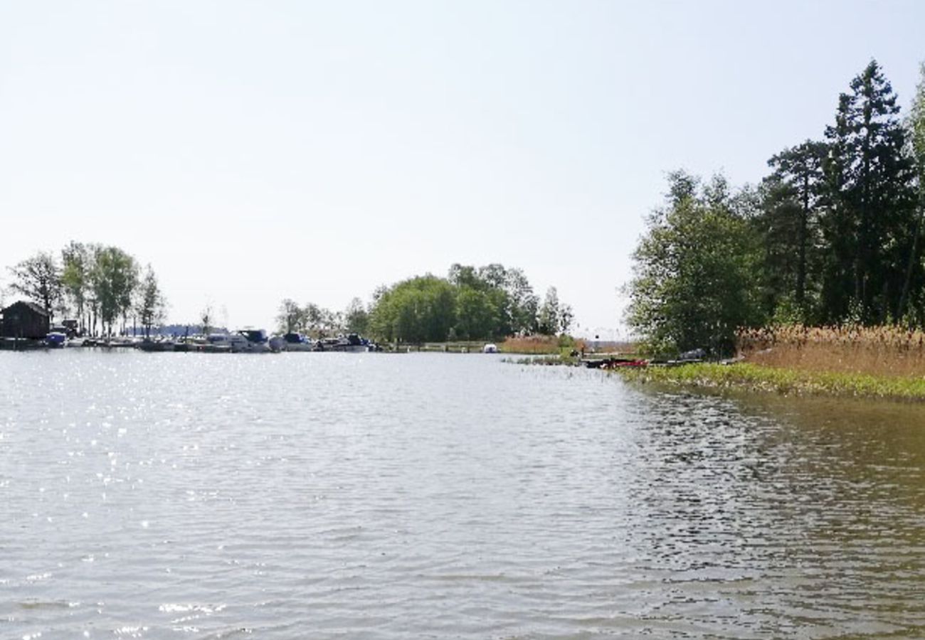House in Nyköping - House with lake plot and own jetty on Skansholmen outside Nyköping | SE14018