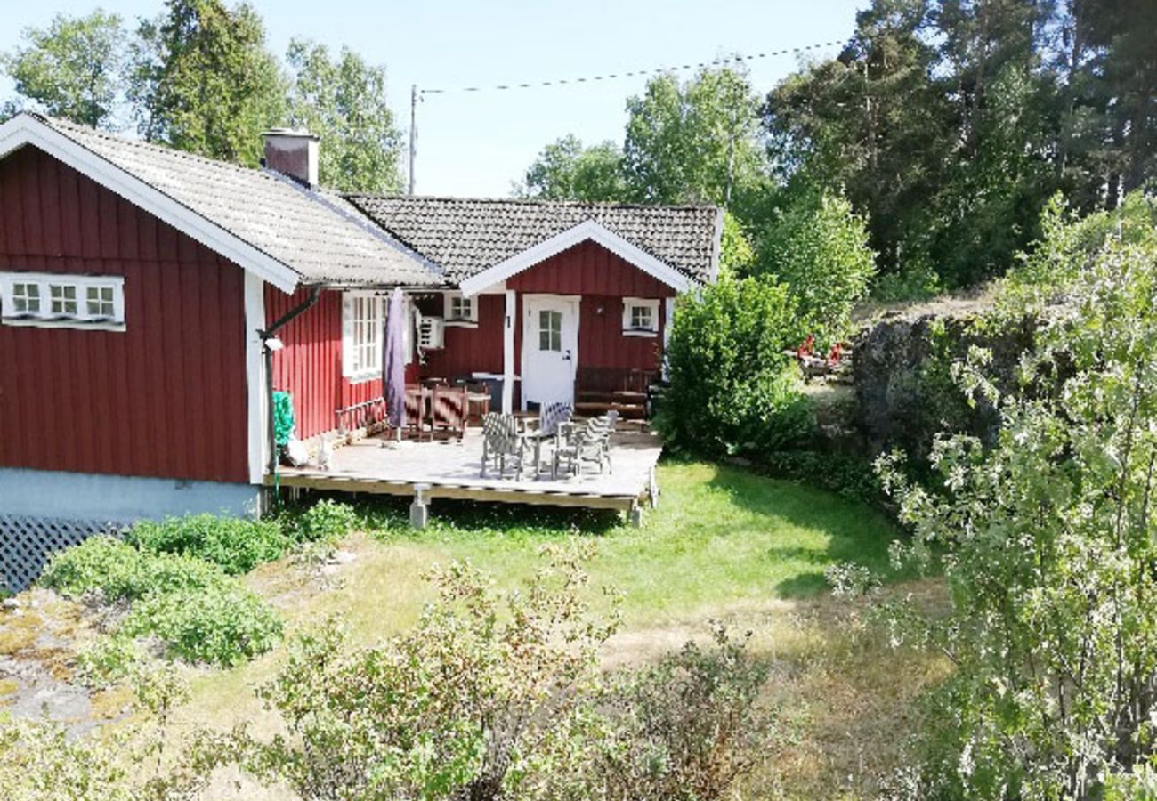 House in Nyköping - House with lake plot and own jetty on Skansholmen outside Nyköping | SE14018